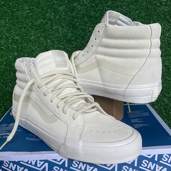 Vans Sks-Hi Reissue VI
(The General)@Itwhtasprgs
VNOA4BVH09F WMNS sneakers - Picture 9 of 16